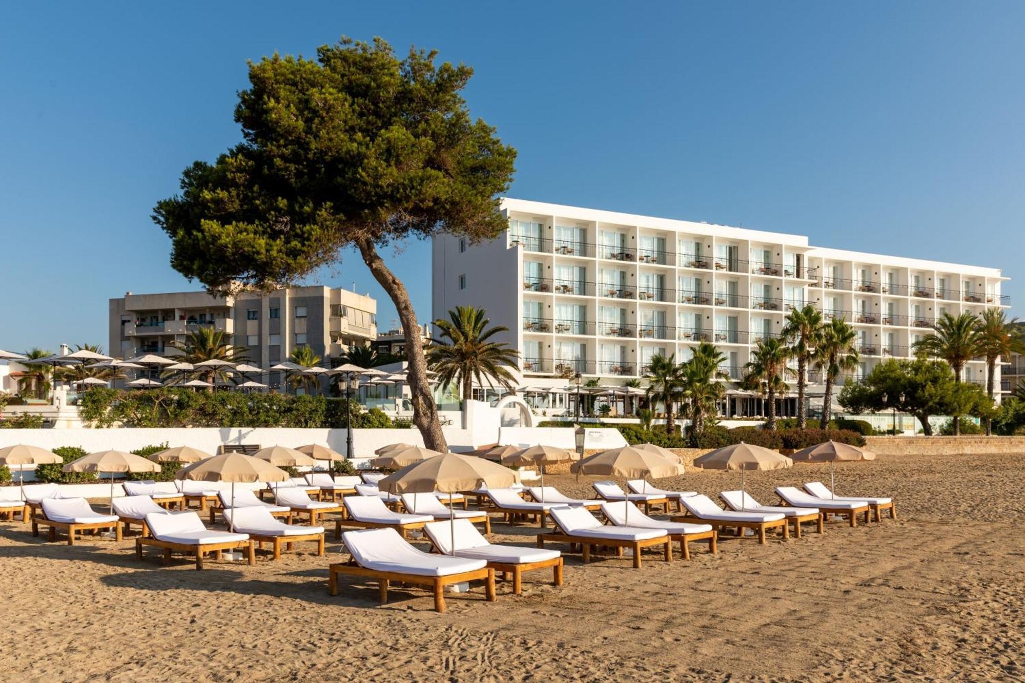 Hotel Riomar, Ibiza, A Tribute Portfolio Hotel Santa Eularia des Riu Exteriör bild